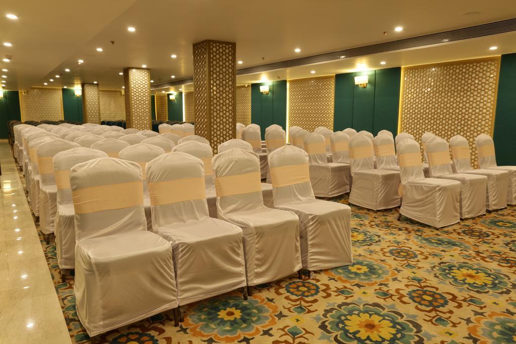 Comfort Inn Sapphire - A Inde Hotel Jaipur Extérieur photo