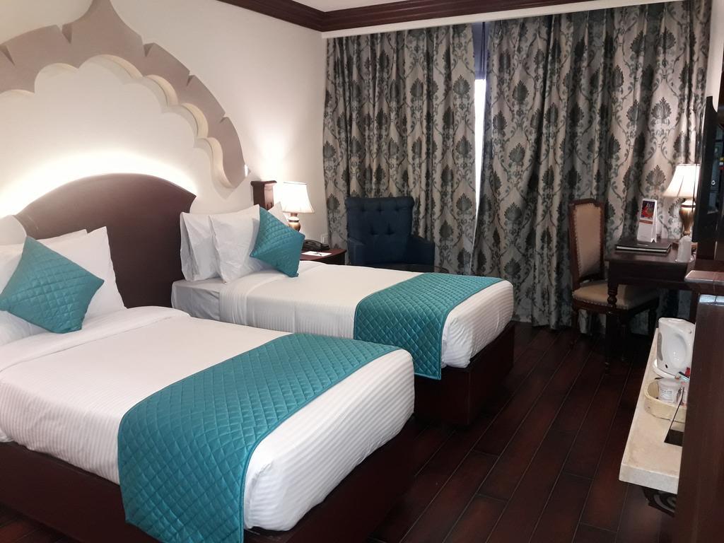 Comfort Inn Sapphire - A Inde Hotel Jaipur Extérieur photo